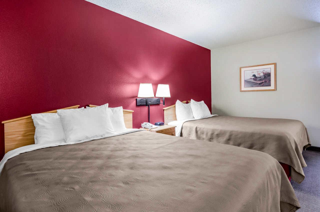 Rodeway Inn Hesston Exterior foto