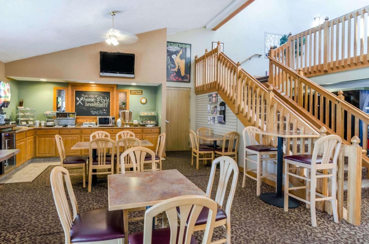 Rodeway Inn Hesston Exterior foto